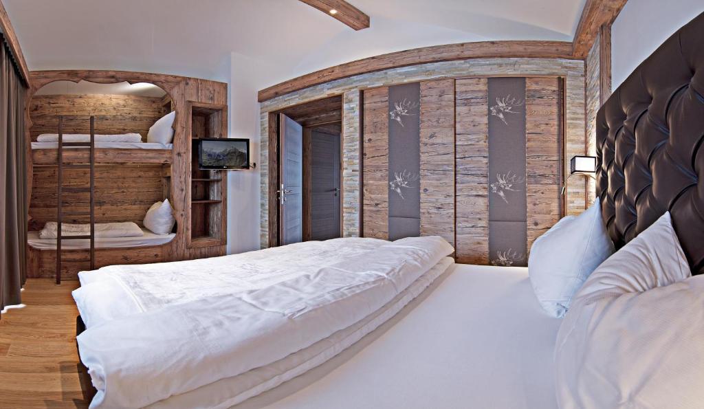 Alpenchalet Bruecke Mayrhofen Rom bilde